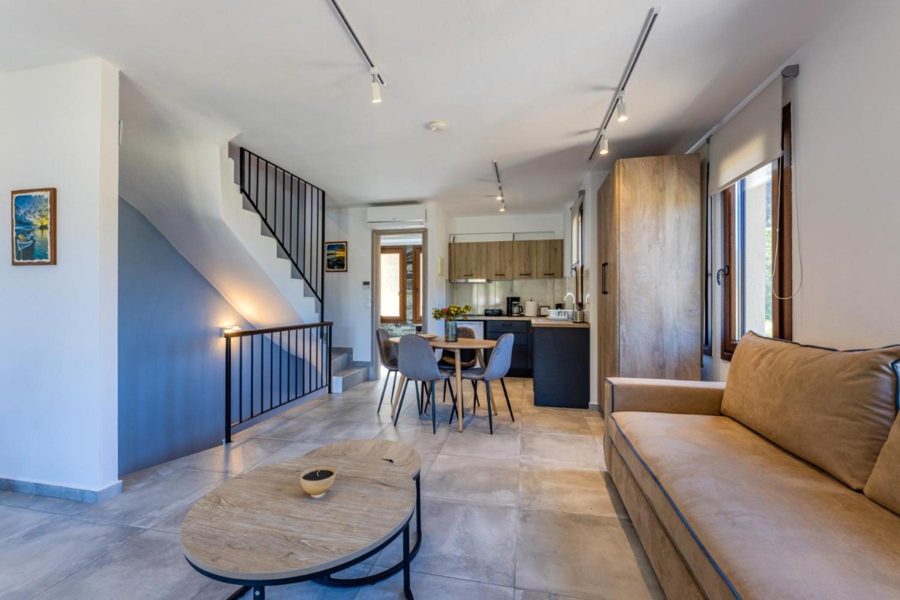 Penelope Luxury Suites Fourka Exterior foto